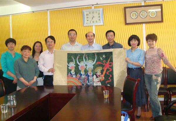 http://news.gznu.edu.cn/_mediafile/news/2013/11/11/2f0tfbkgxi.jpg